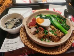 -华记煲仔华·煲仔饭(市桥易发店)