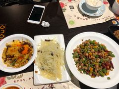 -舌尖上的食缘花园主题餐厅