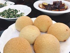 脆皮叉烧包-新南华大酒店(广中店)