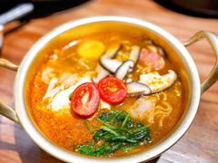 -明洞阿姨·韩式酱蟹烤肉·创意料理(三元桥店)