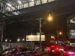 -席娜卡琳火车铁道夜市