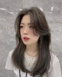 -发泽造型·烫发染发