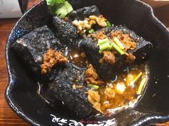 -黑白电视长沙小吃(美林M·LIVE天地东座店)