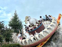 -七彩云南欢乐世界