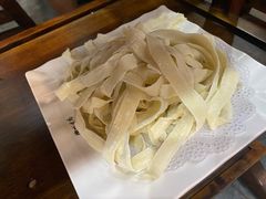 手工面-重庆圣渝老火锅(掌起镇横街店)