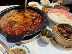 -卤校长老火锅(杨家坪直营店)