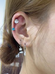 -AI艾耳·专业手工耳洞·穿孔美学馆