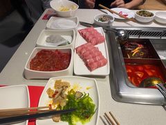 -海底捞火锅鲜切牛肉主题店(长寿路店)