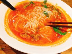 番茄肥牛米线-茶花妹子云南餐厅(传媒大学店)