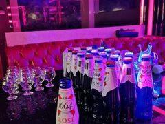-温莎KTV(珠江路店)