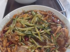 -人民公社铁锅炖·东北菜(卫国道店)