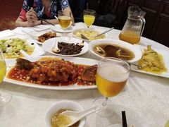 -梅龙镇酒家(南京西路总店)