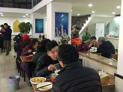 大堂-草桥清真牛肉锅贴扁食店