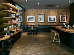 -星巴克(宁波东门银泰店)