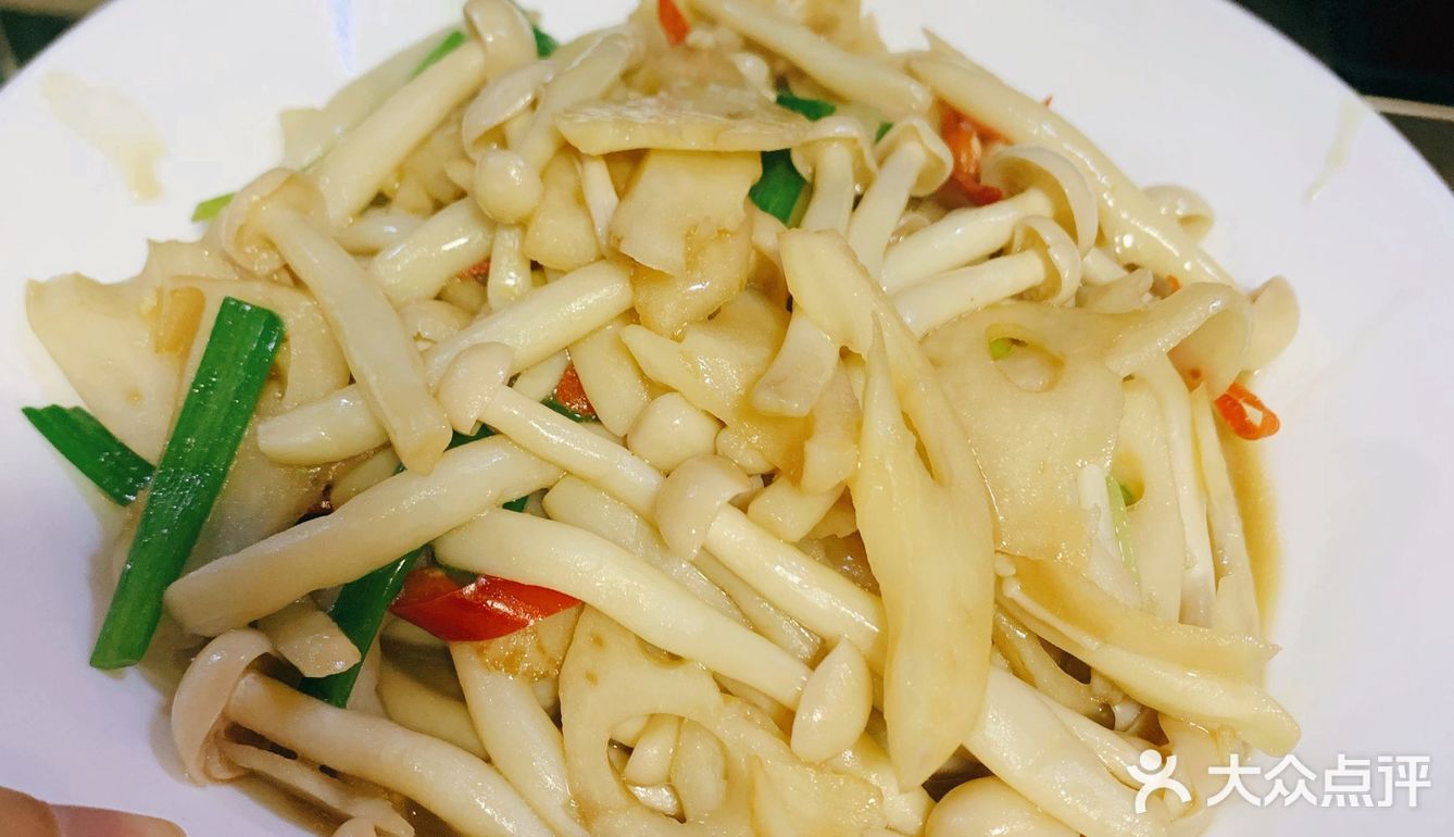 质地滑嫩小炒海鲜菇的详细做法