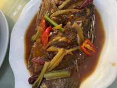 红烧鱼-金榜潮州砂锅粥(总店)