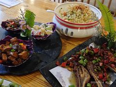 -花溪雨·森林餐厅(石基店)