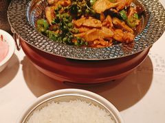 -渝是乎酸菜鱼(龙旗购物中心店)