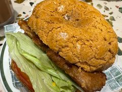 豬扒菠蘿油-华嫂冰室(尖沙咀店)