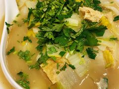 虾皮白菜炖冻豆腐-东四民芳餐厅(世茂工三店)