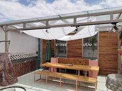 -喵屿·大理花园猫咖