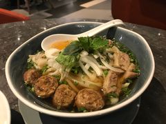 -港丽餐厅(高德置地店)