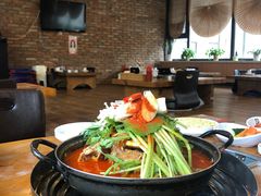 -喇喇排骨火锅·传统韩式脊骨汤(望京西园总店)
