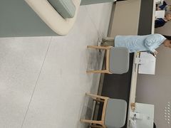 -上海大学附属上海和平眼科医院