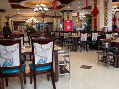 大堂-清真马家美食城•海鲜•青岛菜•火锅(延安三路店)