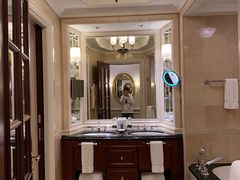 -广州富力丽思卡尔顿酒店