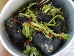 -黑色经典臭豆腐·湖南特产(太平街口店)