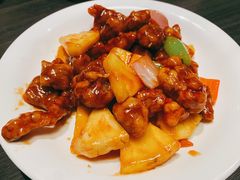 菠萝咕噜肉-鹊玥·粤菜小馆(汇智国际商业中心店)