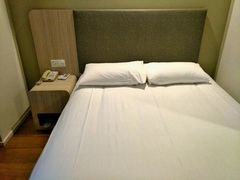 大床房-汉庭(天津滨江道步行街店)