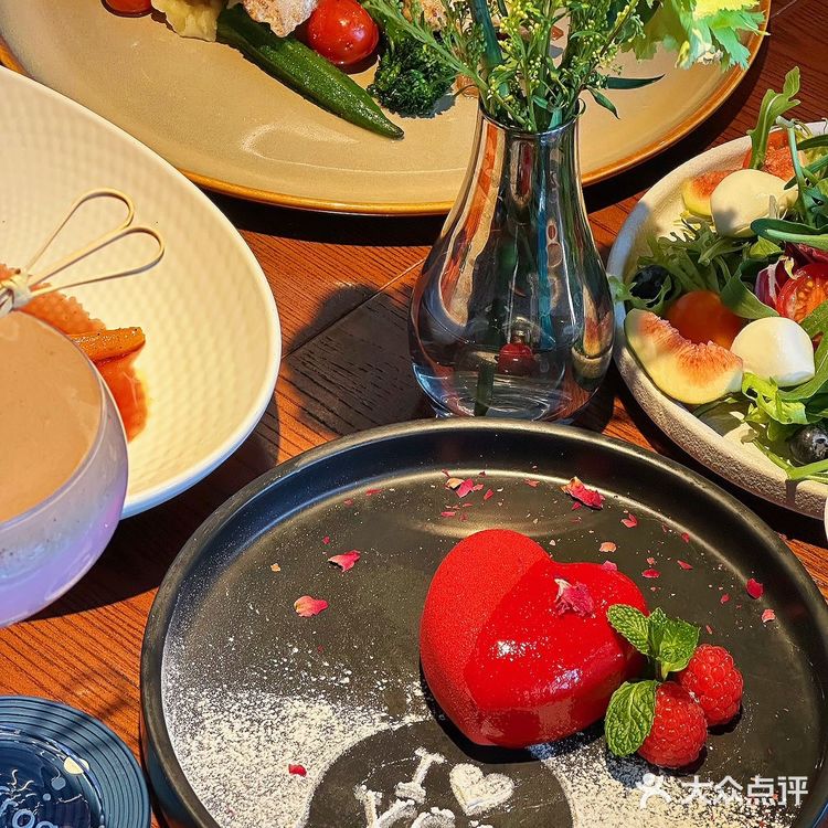 情人节浪漫大作战!甜蜜告白就在蓝蛙!