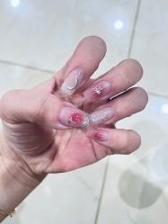 -UGIRL有个美甲