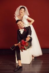 -雪中彩影婚纱摄影·微光艺术中心