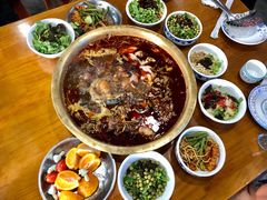 自助水果-白水河冷锅鱼