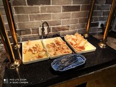 龙虾片-哥老官重庆美蛙鱼头(日月光店)
