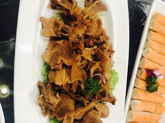 -何鲜菇火锅(大营盘店)