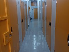 -安东易迷你仓自助寄存仓库(金桥店)