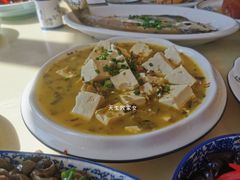 咸菜豆腐-七的湖·晚芳亭·阳澄湖农家菜·大闸蟹(莲花岛店)