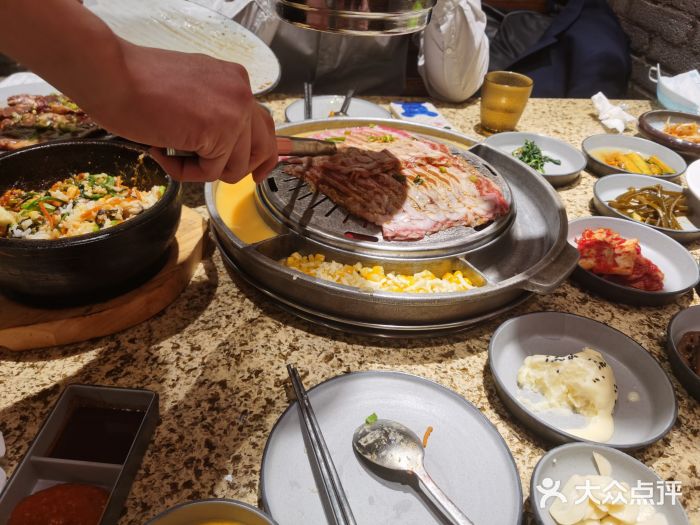 東門韩国传统烤肉·韩国料理(凯德直营店)石锅拌饭图片