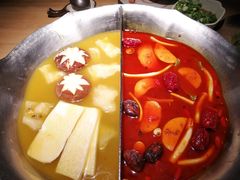 台式麻辣锅-湊湊火锅·茶憩(杭州湖滨银泰in77店)