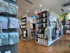 -优衣库(深圳万象天地旗舰店)