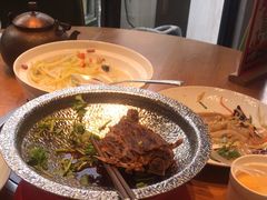 -娜仁图雅蒙古美食村(33小镇店)