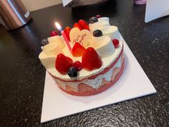 莓满红丝绒奶油芝士蛋糕-巴黎贝甜(卫清西路店)