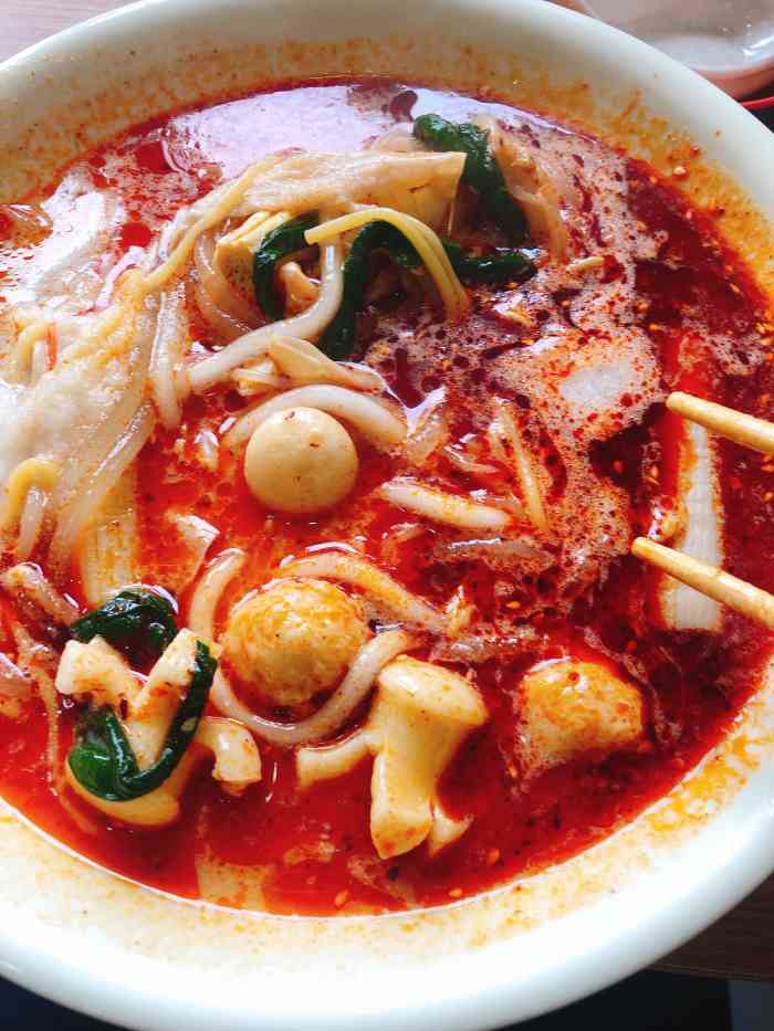 天香居麻辣烫-"本着负责任的态度,特意去美团查了下以往的.