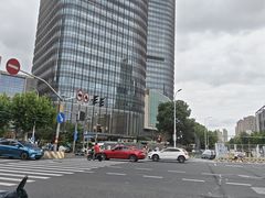 -上海世纪汇广场