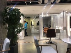 -AYO SALON