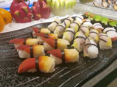 -飨食汇全日制餐厅·昆山皇冠假日酒店(九方店)